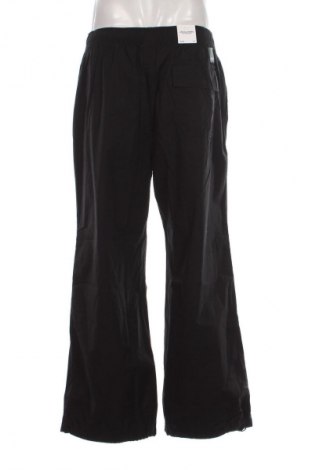 Pantaloni de bărbați Jack & Jones, Mărime M, Culoare Negru, Preț 325,66 Lei