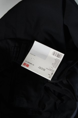 Herrenhose Uniqlo, Größe S, Farbe Schwarz, Preis 19,92 €