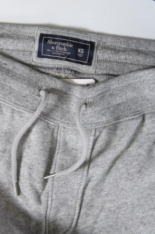 Pantaloni trening de bărbați Abercrombie & Fitch, Mărime XS, Culoare Gri, Preț 74,99 Lei