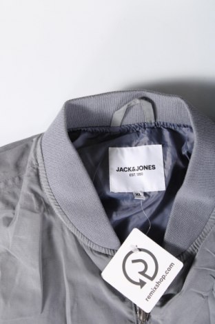 Geacă de bărbati Jack & Jones, Mărime XL, Culoare Gri, Preț 45,49 Lei