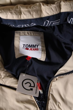 Geacă de bărbati Tommy Jeans, Mărime S, Culoare Bej, Preț 731,99 Lei