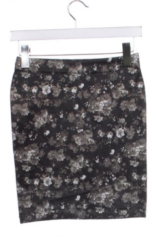 Fustă, Mărime XS, Culoare Multicolor, Preț 25,51 Lei