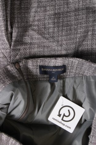 Rock Banana Republic, Größe M, Farbe Grau, Preis 5,99 €