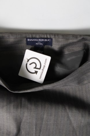 Пола Banana Republic, Размер XS, Цвят Сив, Цена 4,99 лв.