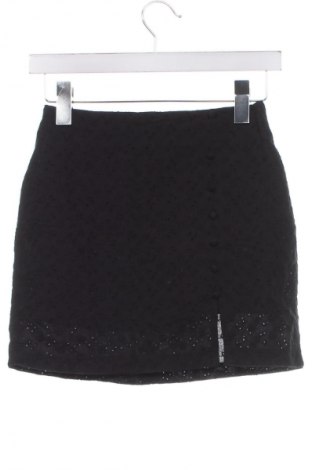 Fustă Cropp, Mărime XS, Culoare Negru, Preț 62,99 Lei