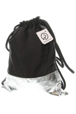 Rucksack, Farbe Mehrfarbig, Preis 8,33 €