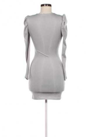 Kleid, Größe XS, Farbe Grau, Preis 5,99 €