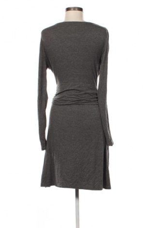 Kleid, Größe M, Farbe Grau, Preis 5,99 €