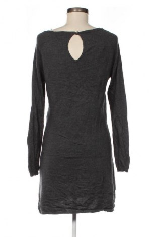 Kleid, Größe M, Farbe Grau, Preis 3,99 €