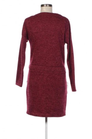 Kleid, Größe M, Farbe Rot, Preis € 5,99