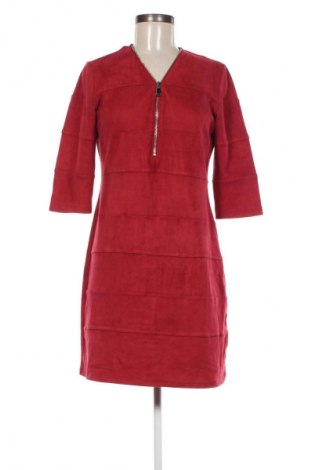 Kleid, Größe M, Farbe Rot, Preis € 3,99