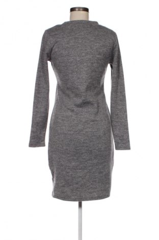 Kleid, Größe M, Farbe Grau, Preis 1,99 €