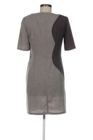 Kleid, Größe L, Farbe Grau, Preis 14,83 €