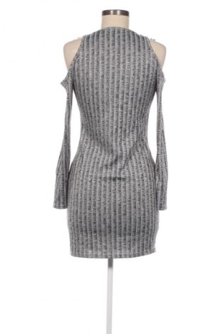 Kleid, Größe M, Farbe Grau, Preis 5,99 €