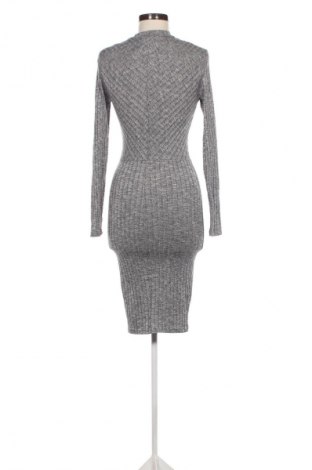 Kleid Amisu, Größe S, Farbe Grau, Preis 5,49 €