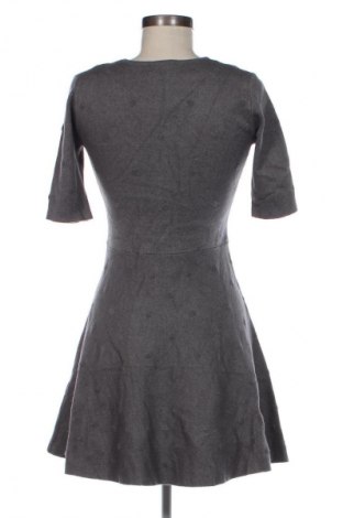 Kleid Apricot, Größe M, Farbe Grau, Preis 5,99 €