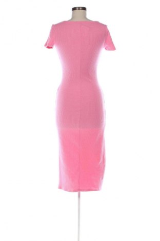 Kleid Bershka, Größe M, Farbe Rosa, Preis 12,99 €