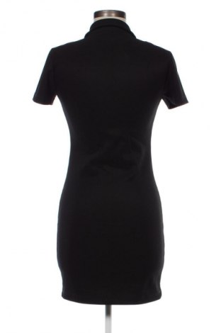 Rochie Bershka, Mărime M, Culoare Negru, Preț 28,99 Lei