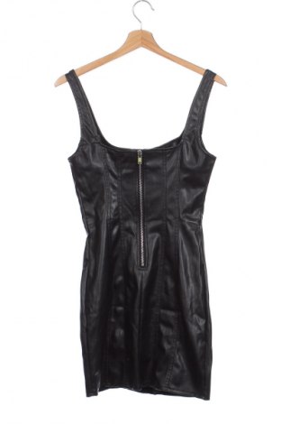 Kleid Bershka, Größe S, Farbe Schwarz, Preis € 27,70