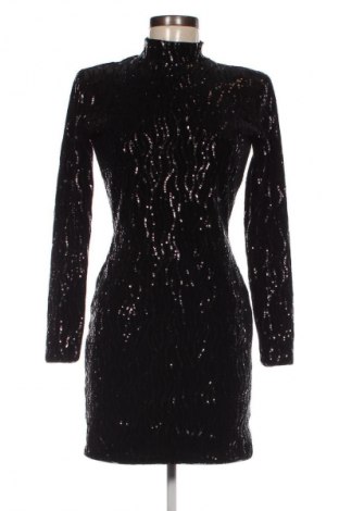 Šaty  Bershka, Velikost M, Barva Černá, Cena  463,00 Kč