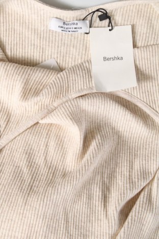 Sukienka Bershka, Rozmiar S, Kolor Beżowy, Cena 72,99 zł