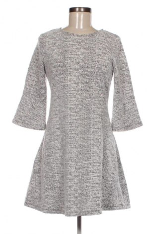 Kleid Colloseum, Größe S, Farbe Grau, Preis € 5,49