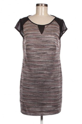 Kleid Comma,, Größe M, Farbe Mehrfarbig, Preis 5,99 €