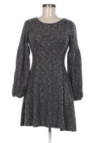 Kleid Dorothy Perkins, Größe S, Farbe Grau, Preis 6,49 €