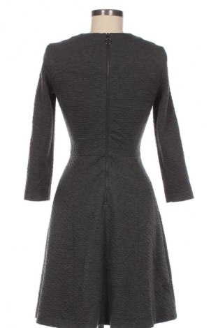 Kleid Edc By Esprit, Größe XS, Farbe Grau, Preis 33,40 €