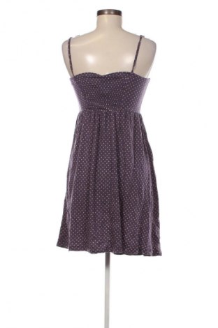 Kleid Esprit de Corp, Größe M, Farbe Lila, Preis 8,99 €