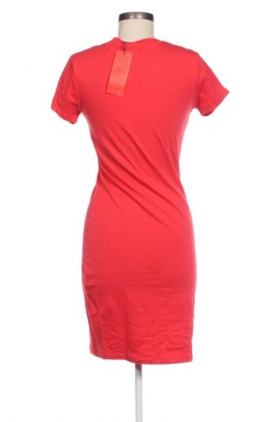 Kleid Fisherfield, Größe M, Farbe Rot, Preis € 13,99