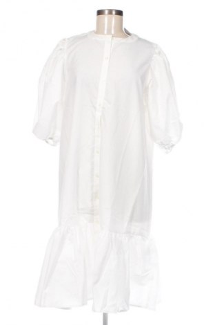 Φόρεμα Gina Tricot, Μέγεθος M, Χρώμα Λευκό, Τιμή 17,86 €