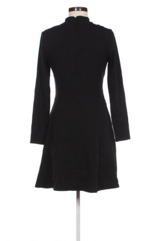 Rochie H&M, Mărime M, Culoare Negru, Preț 26,99 Lei