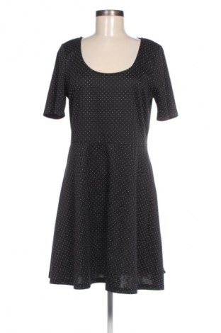 Rochie H&M, Mărime L, Culoare Negru, Preț 33,99 Lei