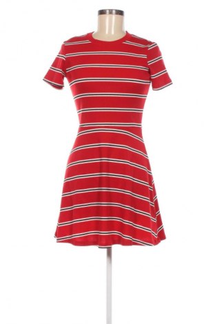 Kleid H&M Divided, Größe S, Farbe Rot, Preis 8,56 €