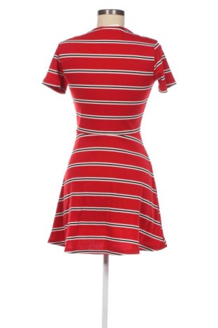 Kleid H&M Divided, Größe S, Farbe Rot, Preis € 5,84