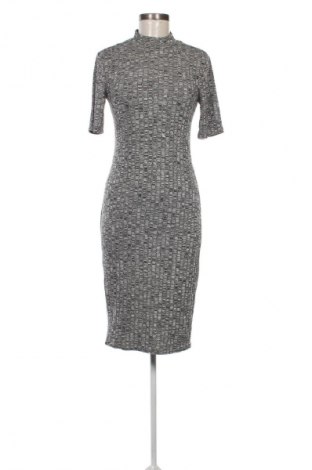 Kleid Justfab, Größe S, Farbe Grau, Preis 5,49 €