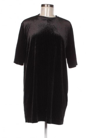 Rochie Monki, Mărime M, Culoare Negru, Preț 23,49 Lei