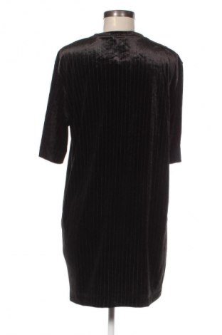 Rochie Monki, Mărime M, Culoare Negru, Preț 24,99 Lei