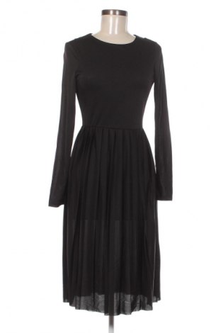 Kleid NA-KD, Größe M, Farbe Schwarz, Preis 22,99 €