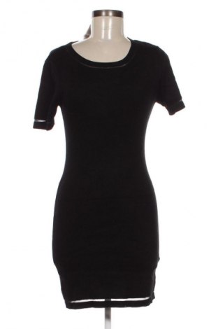 Kleid ONLY, Größe M, Farbe Schwarz, Preis 5,99 €