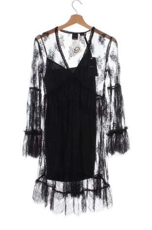 Šaty  Pinko, Veľkosť XXS, Farba Čierna, Cena  98,20 €