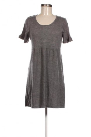 Kleid Public, Größe M, Farbe Grau, Preis 5,99 €