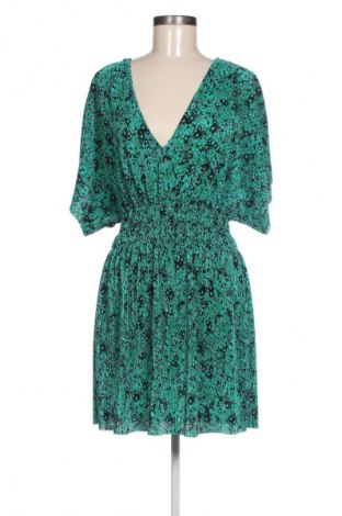 Kleid Pull&Bear, Größe L, Farbe Mehrfarbig, Preis 6,99 €