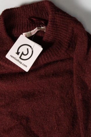 Рокля Pull&Bear, Размер M, Цвят Кафяв, Цена 10,49 лв.