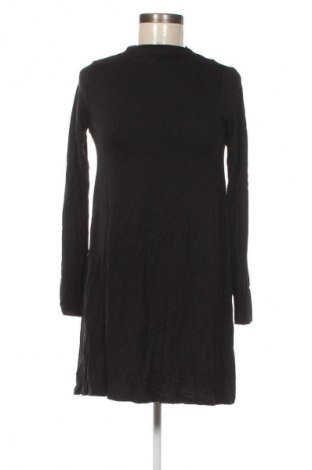 Kleid Pull&Bear, Größe S, Farbe Schwarz, Preis € 3,99