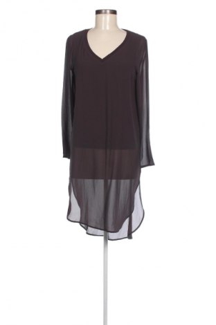 Kleid Saint Tropez, Größe S, Farbe Grau, Preis 15,99 €