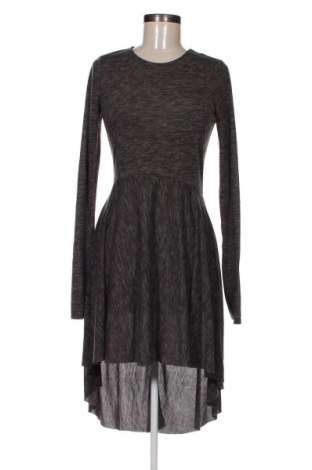 Rochie Silence+Noise, Mărime M, Culoare Gri, Preț 25,99 Lei