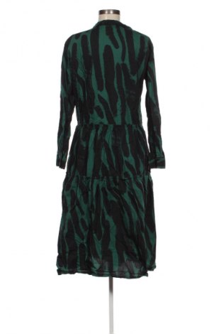 Kleid Stradivarius, Größe L, Farbe Mehrfarbig, Preis 20,18 €