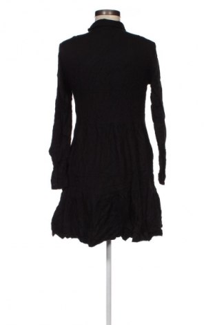 Kleid Stradivarius, Größe S, Farbe Schwarz, Preis 5,49 €